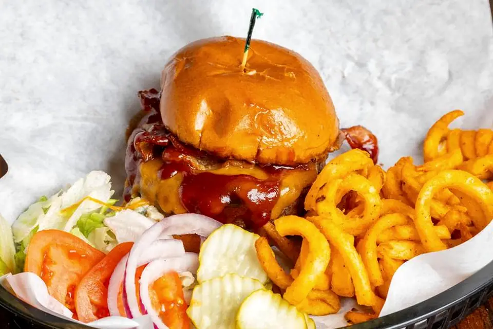 Humphrey's Restaurant & Tavern