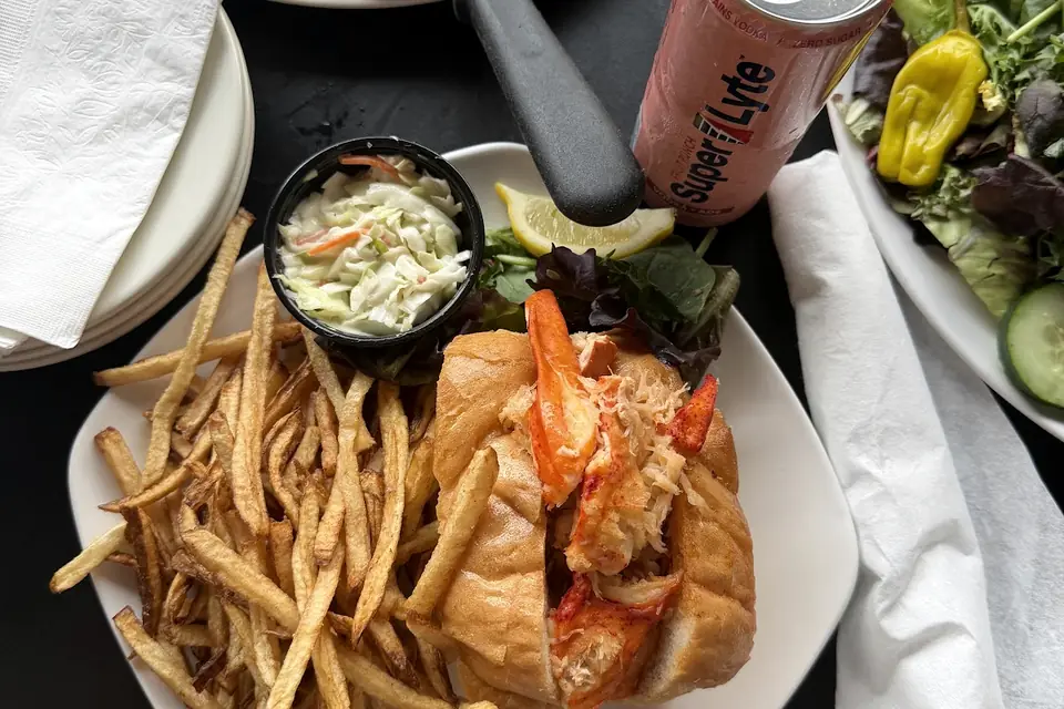 Roland's Seafood Grill